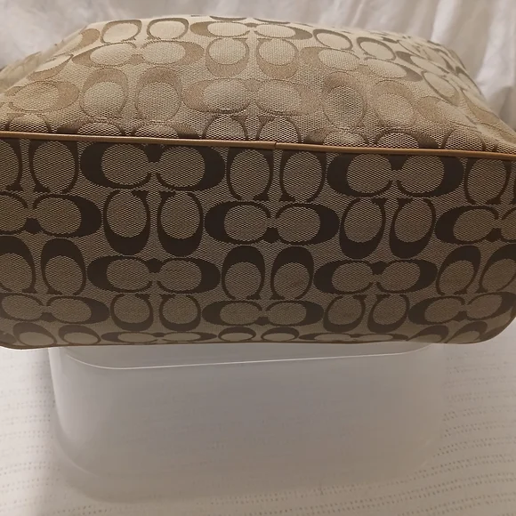 ⚡️FLASH SALE⚡️Classic Coach Tote Bag - Picture 5 of 6